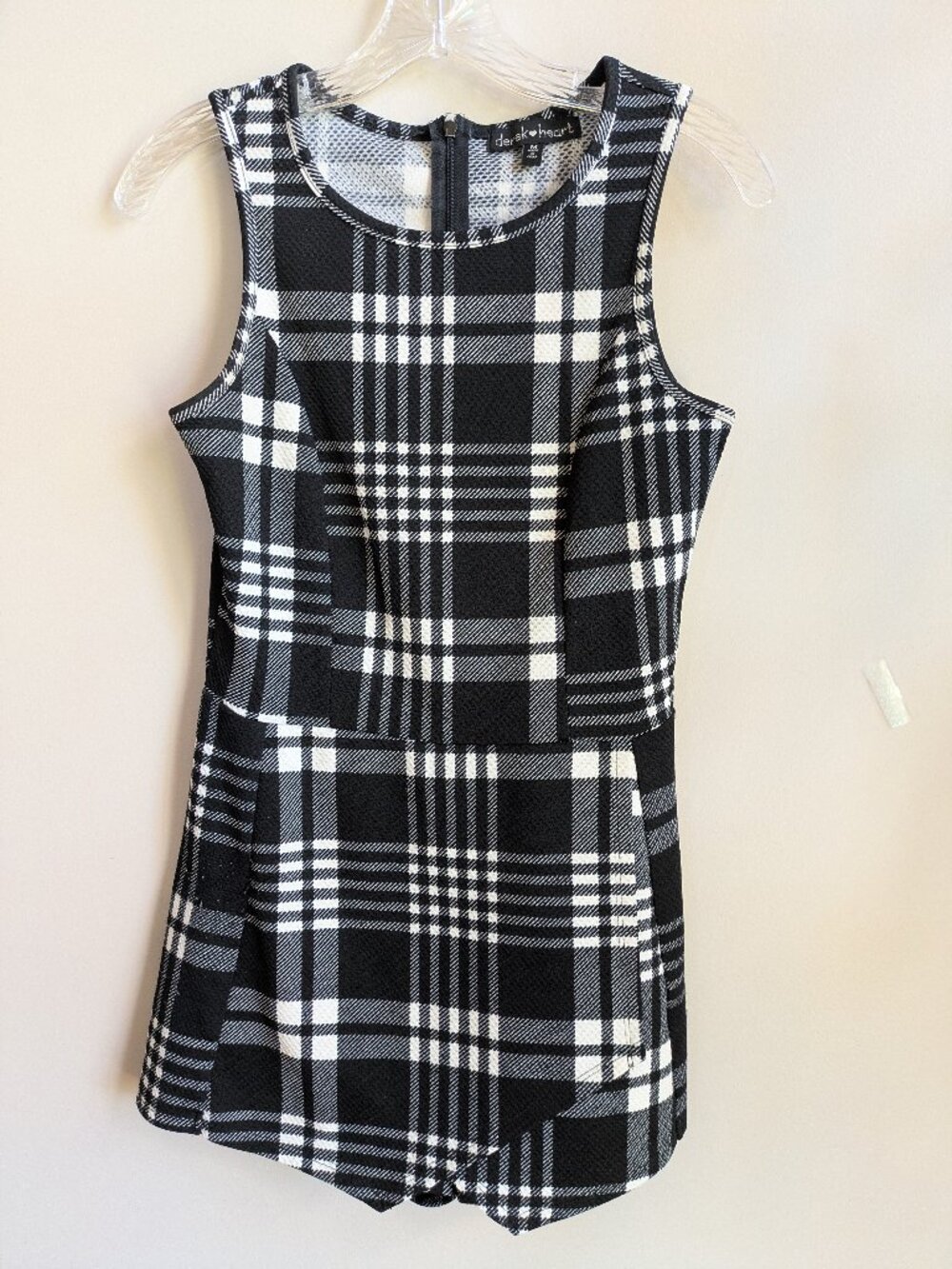 derek heart girls size M black white plaid dress with attached skort #742